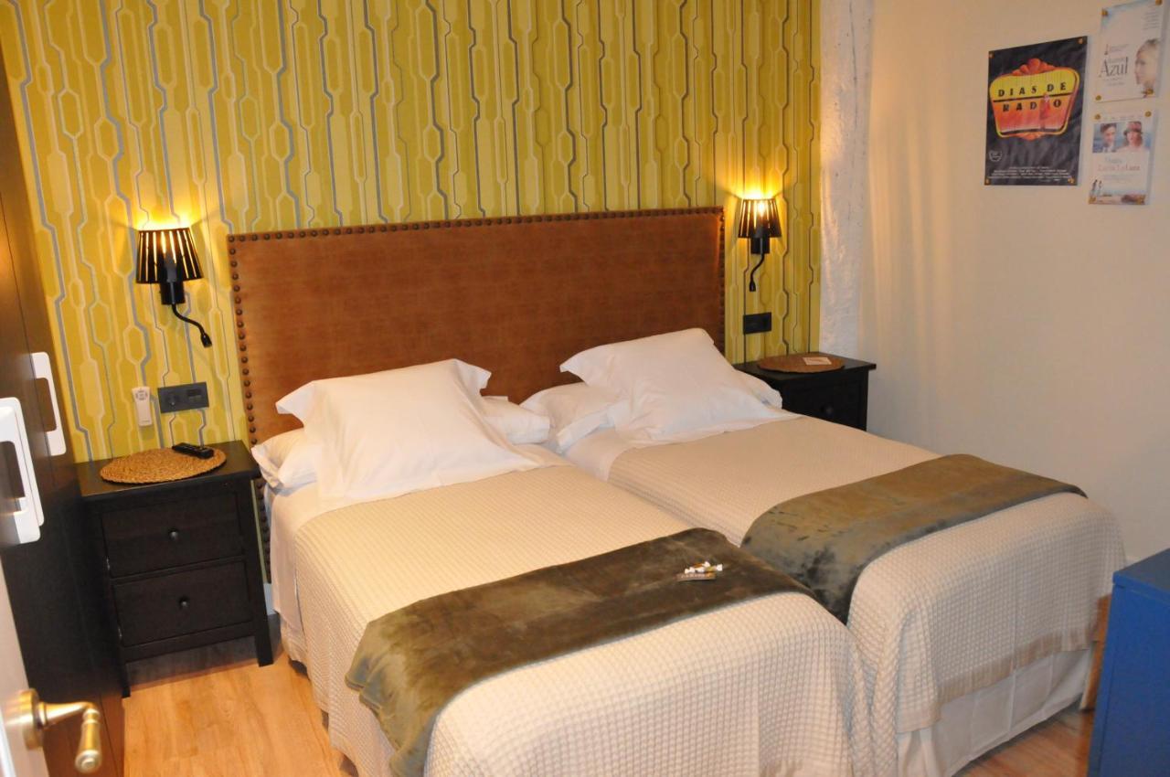 Gasthuis Boutique Caravan Cinema